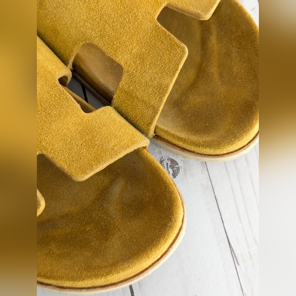 Homers Artisan • Suede H Slide Sandals - Picture 5 of 8
